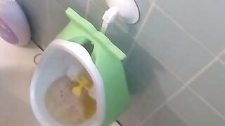 Urine Fetish Princess Potty Training Boy Urinal Toy Aim Play!: Girl Stands to Pee Foamy Yellow Piss