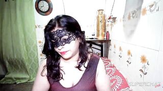 Desi Indian BBW MILF Radha Nude on Cam