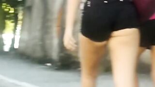 Novinha perfeita de shortinho preto Nice ass perfect teen