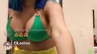 HOT CARDI B TWERK ON INSTAGRAM!!!