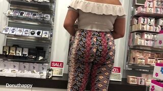 Jiggly Booty Mixed Teen in Leggings