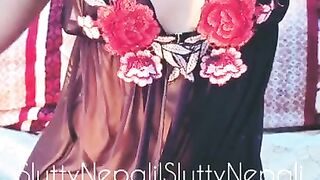 नेपाली Model लाई Belt ले बाँधेर ल्वाम ल्वाम चिक्दै - DM to Buy Full Video - SluttyNepali