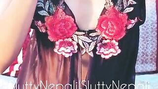 नेपाली Model लाई Belt ले बाँधेर ल्वाम ल्वाम चिक्दै - DM to Buy Full Video - SluttyNepali