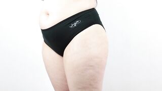 Chubby try on Panties