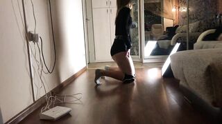 TWERKING GIRL FROM CHATURBATE