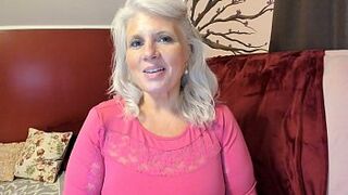 Curvy MILF Rosie: What Is A Mommy Fetish? It's Not that Taboo