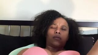 @4.05 Clit Rubbing Orgasm Contractions