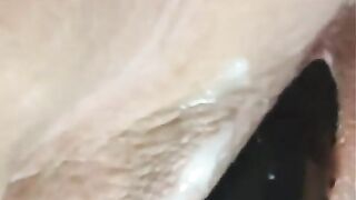 Qucik dildo fuck