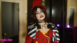 Mad Moxxi is out of control (Borderlands cosplay)