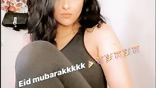 Jerk off challenge: slutty Muslim Libyan with a big ass