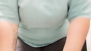 Bbw Milf Clapping at Gym