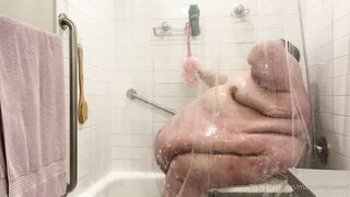 USSBBW in the shower