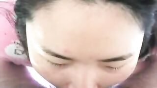 Chinese girl eats my entire big dick小姑娘把我的大鸡吧整个吃下去