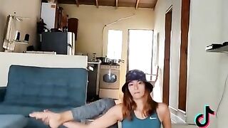 Tiktok tikporn 3 (yoga time)