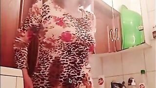 55yo Russian Granny Shows All In Bathroom on Xhamsterlive