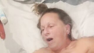 MARRIED SLUT LESLIE’S 1ST ANAL VIDEO!!!