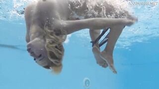 Yet Emily Ross astonishes again underwater