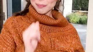 Riley Reid Sexy Masturbation