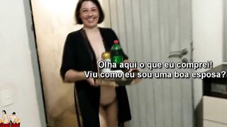 Wife opens the door and shows her naked body for pizza delivery guy