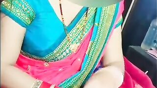 Red Saree Indian desi housewife ki Sexy Saree Utar diya fir chudai chalu kar Diya