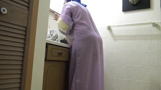 Pakistani Stepmom Creampied By Stepson