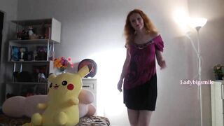 Сute Redhead flash pussy upskirt taking off lace panties