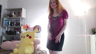 Сute Redhead flash pussy upskirt taking off lace panties