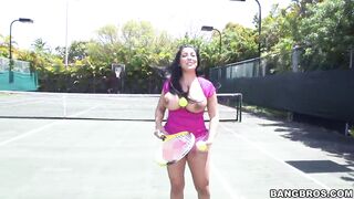 Tennis MILF with Big Booty