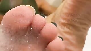 Domina Evgenia - Lick my feet while I'm in the bath (POV)