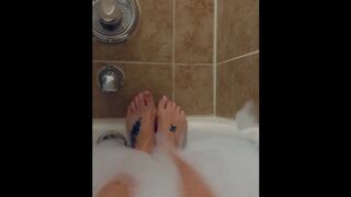 Cute Feet in Bath