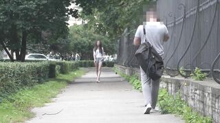 Bulge dick flash on street \ public flashing 2