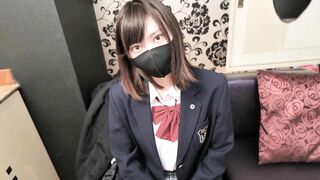 エリカ19歳。色白細身Fカップに中出し