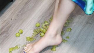 Smashing Green Grapes with My Feet and Toes!