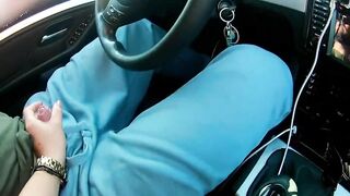 Romanian step sis give a quick handjob ???? when i drive the car ???????? ~ MimiLovee69