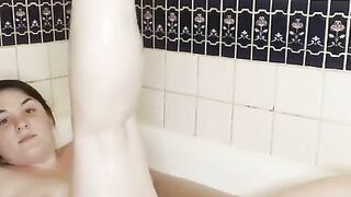 Taking a Bath With Your BBW Girlfriend