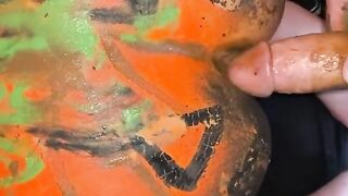 MY BOYFRIEND PAINTED A PUMPKIN ON MY FAT ASS AND THEN SMEARED IT ALL OVER WITH HIS DICK