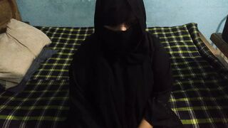 Saudi burka muslim Aunty Chudai dwara Indian ladki - desi