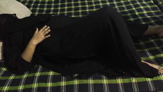 Saudi burka muslim Aunty Chudai dwara Indian ladki - desi