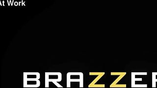 Devoured - Alexis Tae / Brazzers  / stream full from www.zzfull.com/lithe